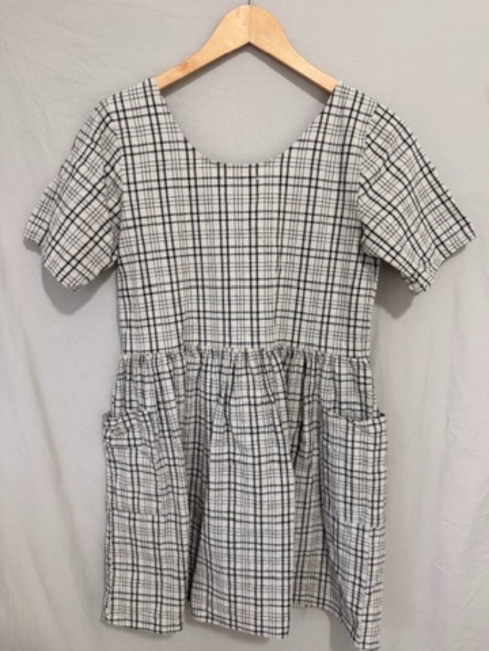 Urban Renewal Plaid Vintage Fabric Pocket Mini Dress Women Small Black Plaid